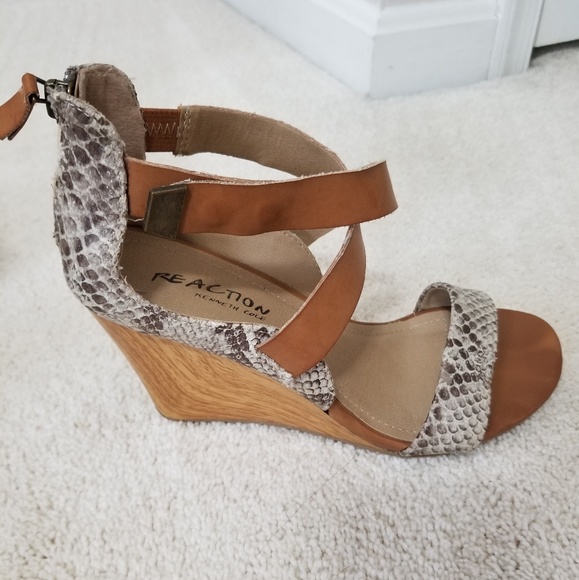 kenneth cole reaction ava wedge sandal